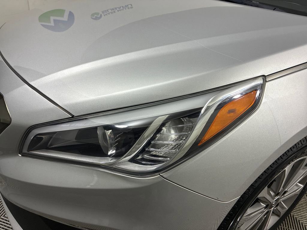 Used 2016 Hyundai Sonata Limited w/ Option Group 05 image 34