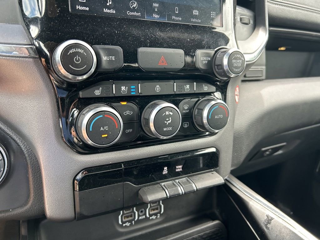 Used 2024 RAM 1500 Laramie RWD image 40