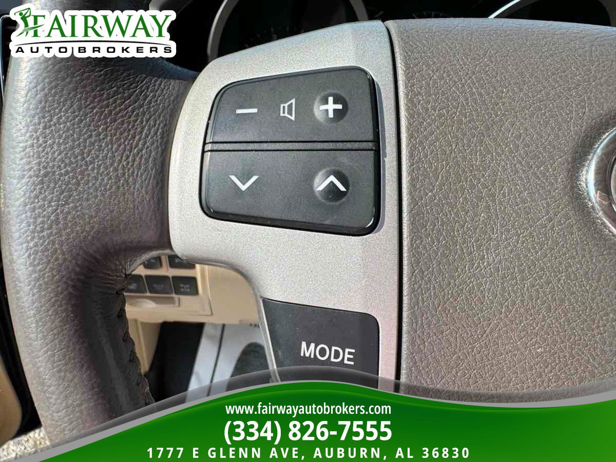 Used 2014 Toyota Land Cruiser AWD/4WD image 19