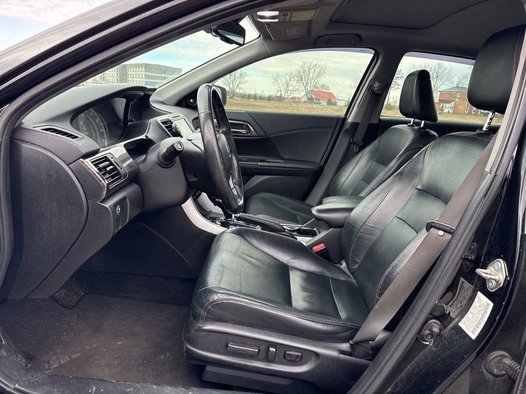 Used 2016 Honda Accord EX-L image 15