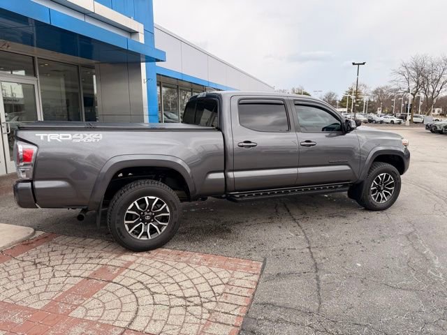 Used 2020 Toyota Tacoma TRD Sport image 11