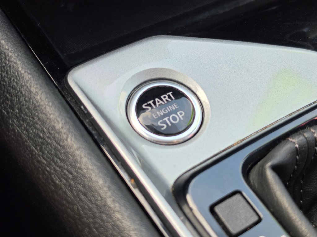 Used 2024 Nissan Altima 2.5 SV FWD image 32
