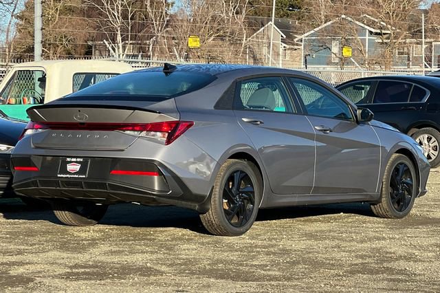 New 2026 Hyundai Elantra Sport image 6