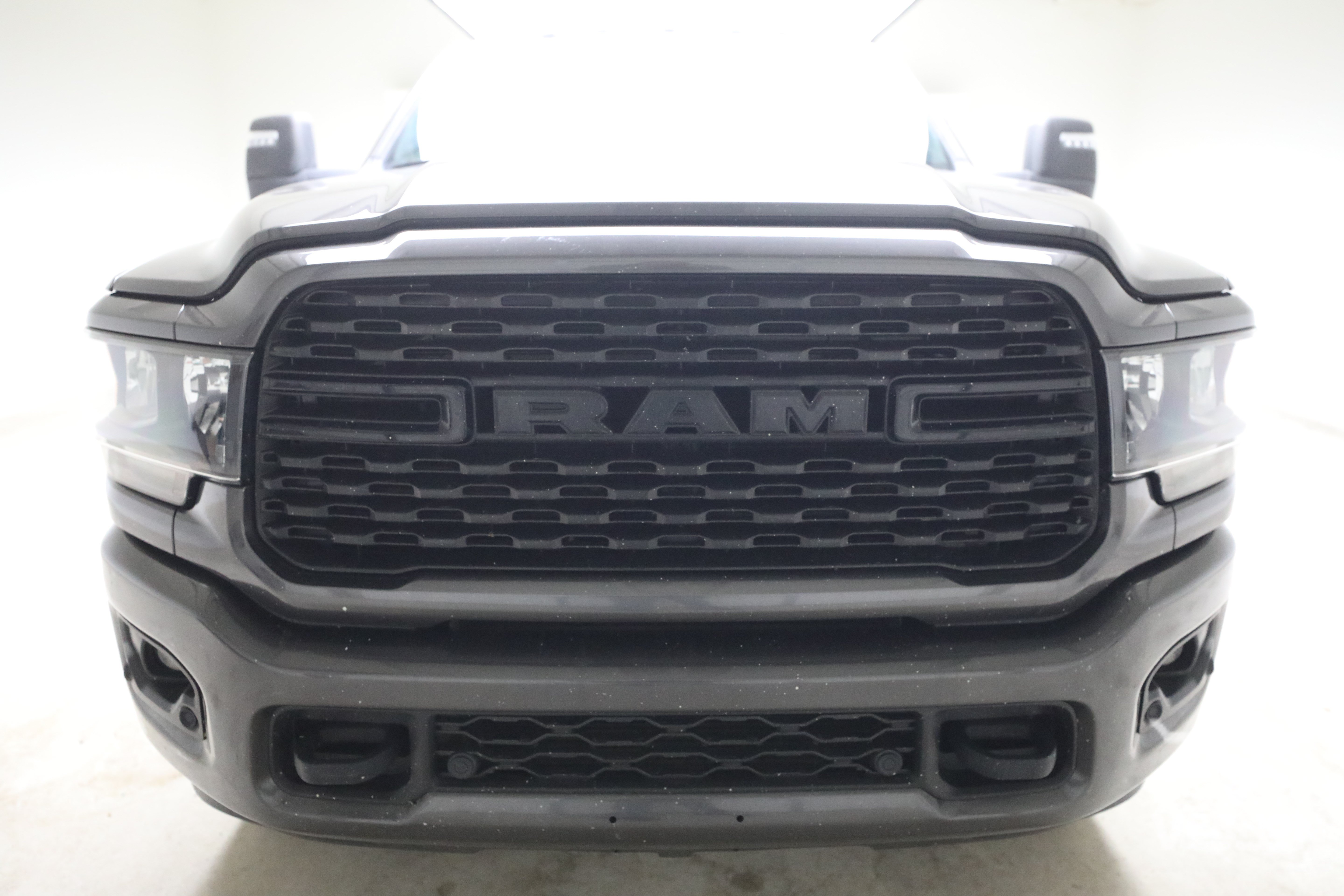 Used 2023 RAM 3500 Big Horn w/ Night Edition AWD/4WD image 8