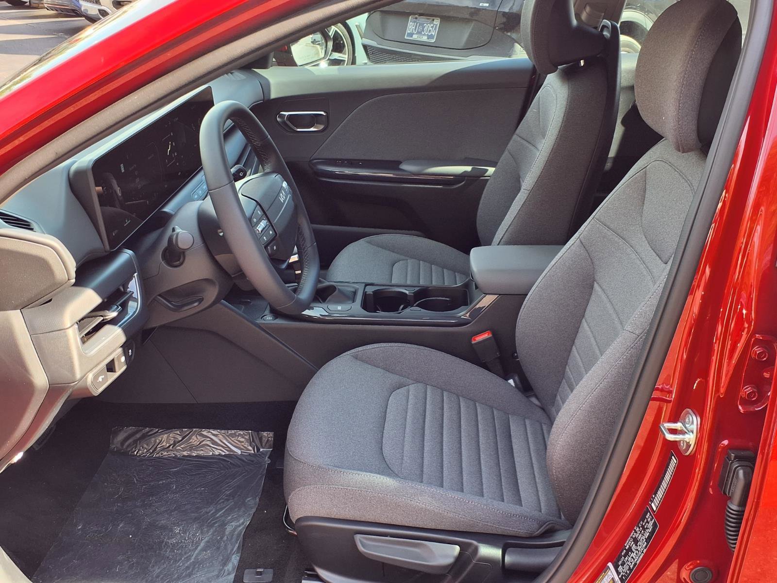 New 2025 Kia K4 EX image 5