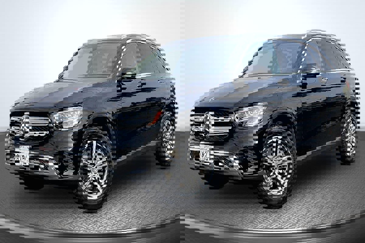 Used 2021 Mercedes-Benz GLC 300 w/ Premium Package image 12