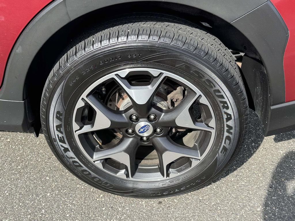 Used 2018 Subaru Crosstrek 2.0i Premium AWD/4WD image 11