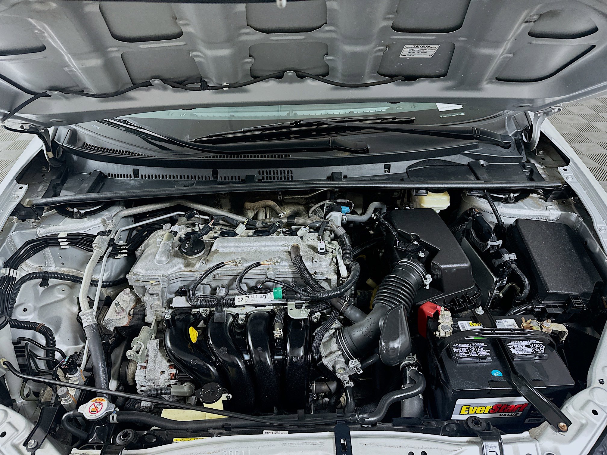 Used 2019 Toyota Corolla LE FWD image 32