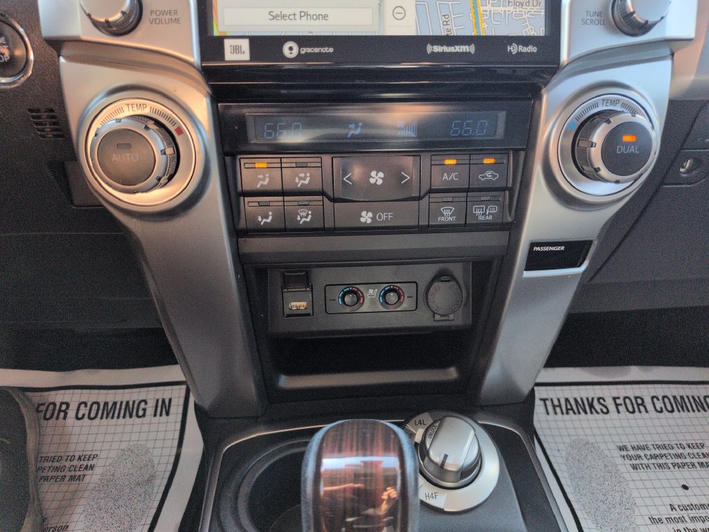 Used 2022 Toyota 4Runner Limited AWD/4WD image 18