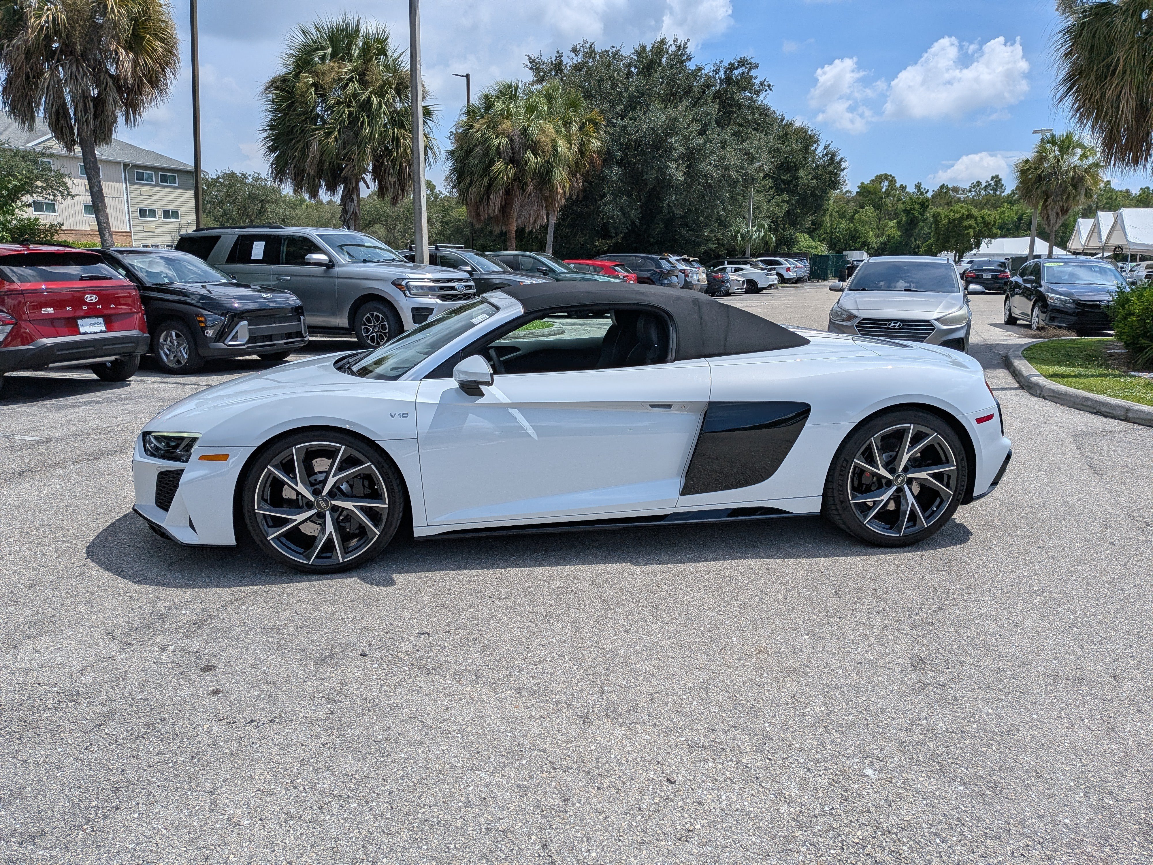 Used 2023 Audi R8 V10 performance RWD image 7