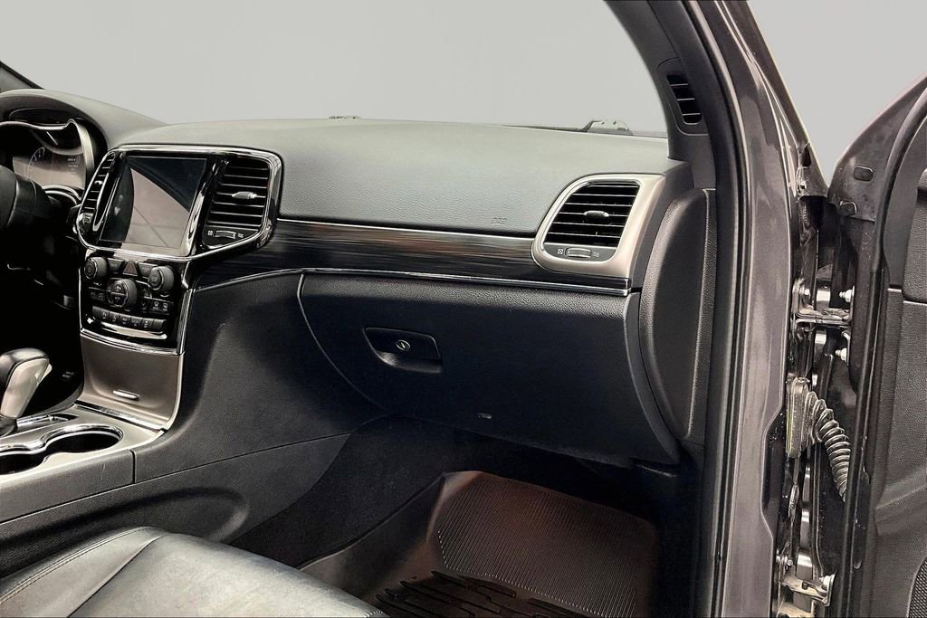 Used 2021 Jeep Grand Cherokee Limited AWD/4WD image 17