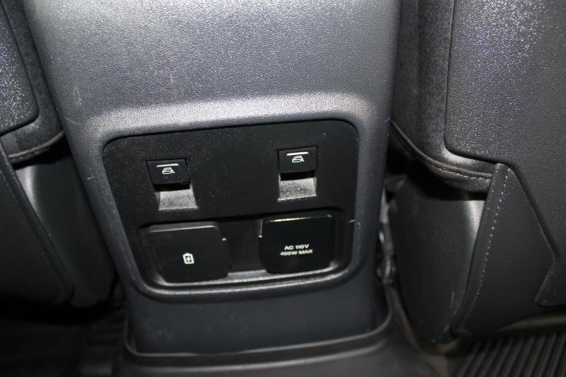 Used 2023 Ford Bronco Black Diamond image 19