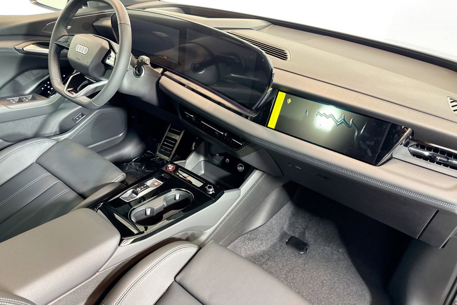 New 2027 Audi SQ6 e-tron Premium Plus image 26