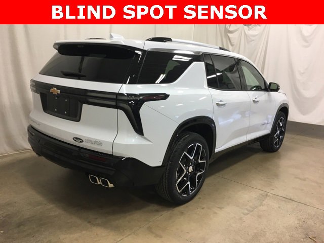 New 2026 Chevrolet Traverse High Country w/ LPO, Floor Liner Package image 5