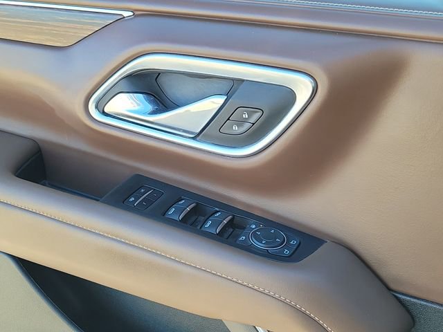 Certified 2024 Chevrolet Suburban High Country w/ Premium Package 2 image 18