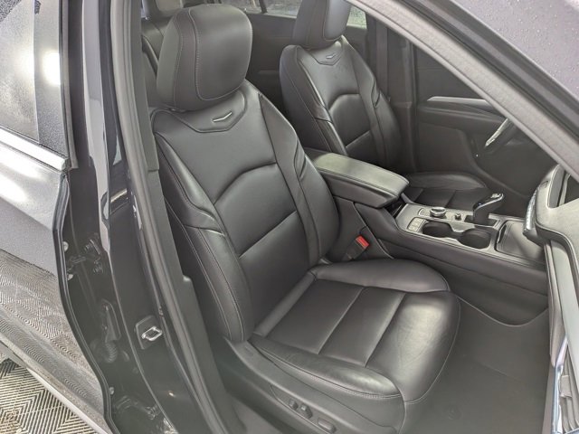 Certified 2022 Cadillac XT4 Premium Luxury w/ Enhanced Visibility Package image 32