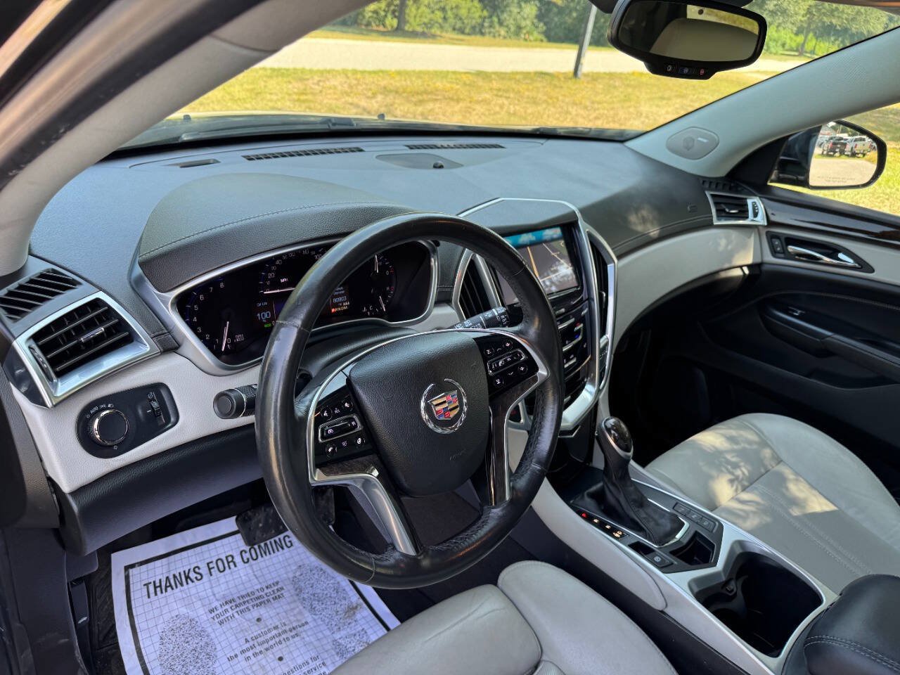 Used 2014 Cadillac SRX Luxury w/ Driver Awareness Package FWD image 18