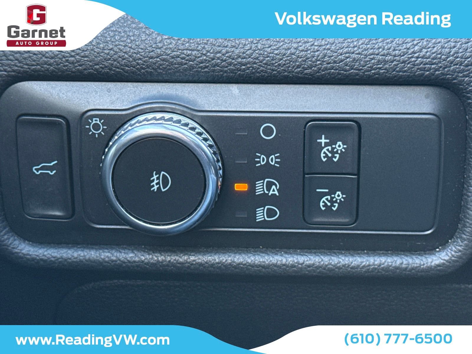 Used 2020 Ford Explorer XLT w/ Equipment Group 202A image 28