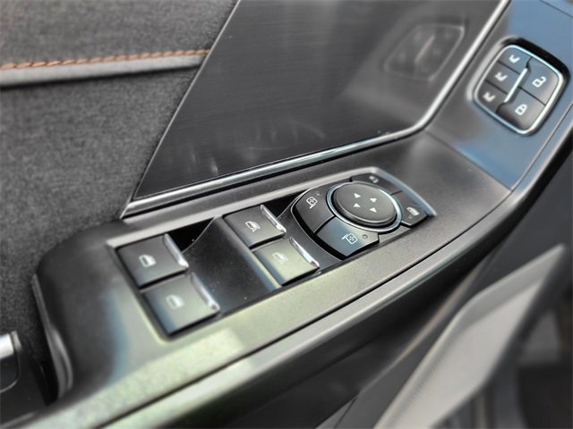 Certified 2022 Ford F150 Raptor w/ Equipment Group 801A High image 29