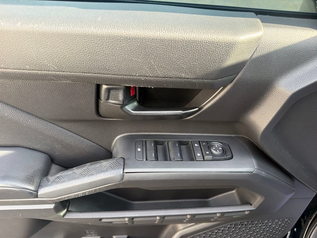 Used 2024 Toyota Tacoma SR AWD/4WD image 27