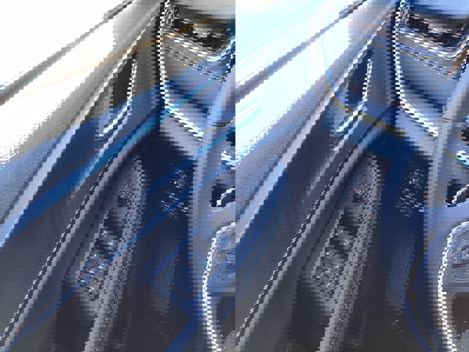 New 2025 Jeep Grand Cherokee Laredo X w/ Luxury Tech Group I image 29