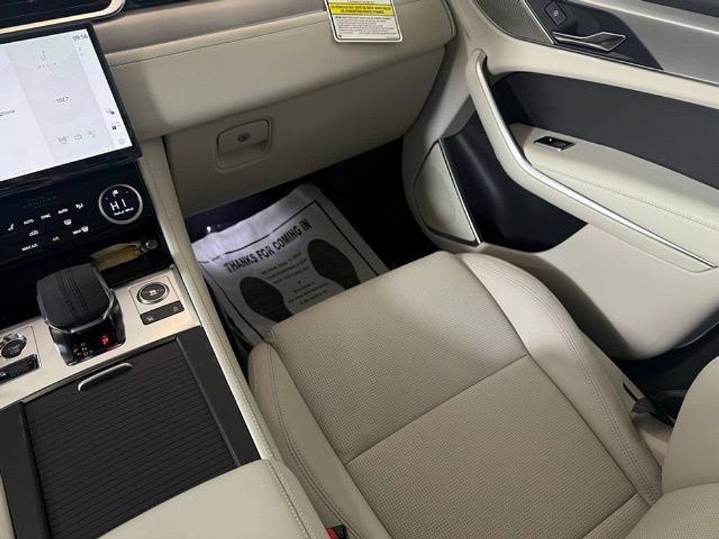 New 2026 Jaguar F-PACE R-Dynamic S AWD/4WD image 25