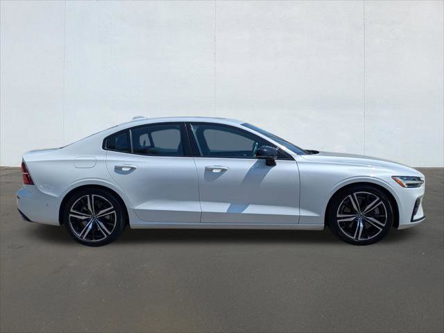 Used 2021 Volvo S60 T6 R-Design w/ Advanced Package AWD/4WD image 6
