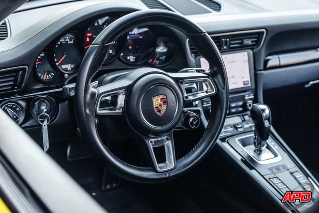 Used 2018 Porsche 911 Carrera T image 7
