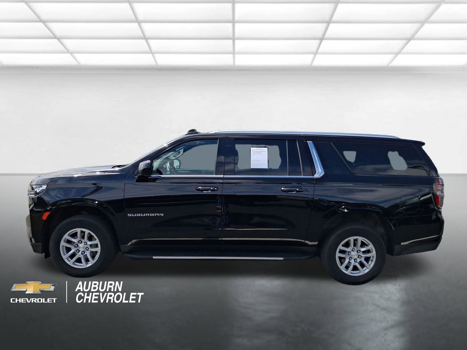 Certified 2024 Chevrolet Suburban LT AWD/4WD image 6