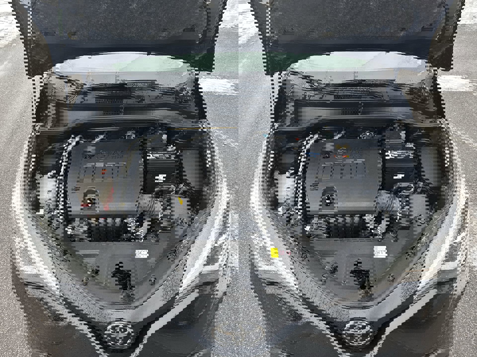 Used 2020 Toyota C-HR Limited image 29