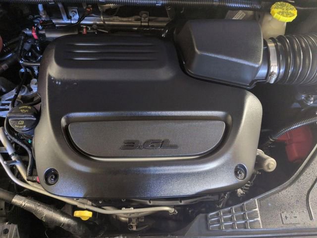 Used 2023 Chrysler Pacifica Touring-L FWD image 30
