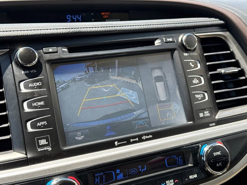Used 2019 Toyota Highlander Limited Platinum AWD/4WD image 43
