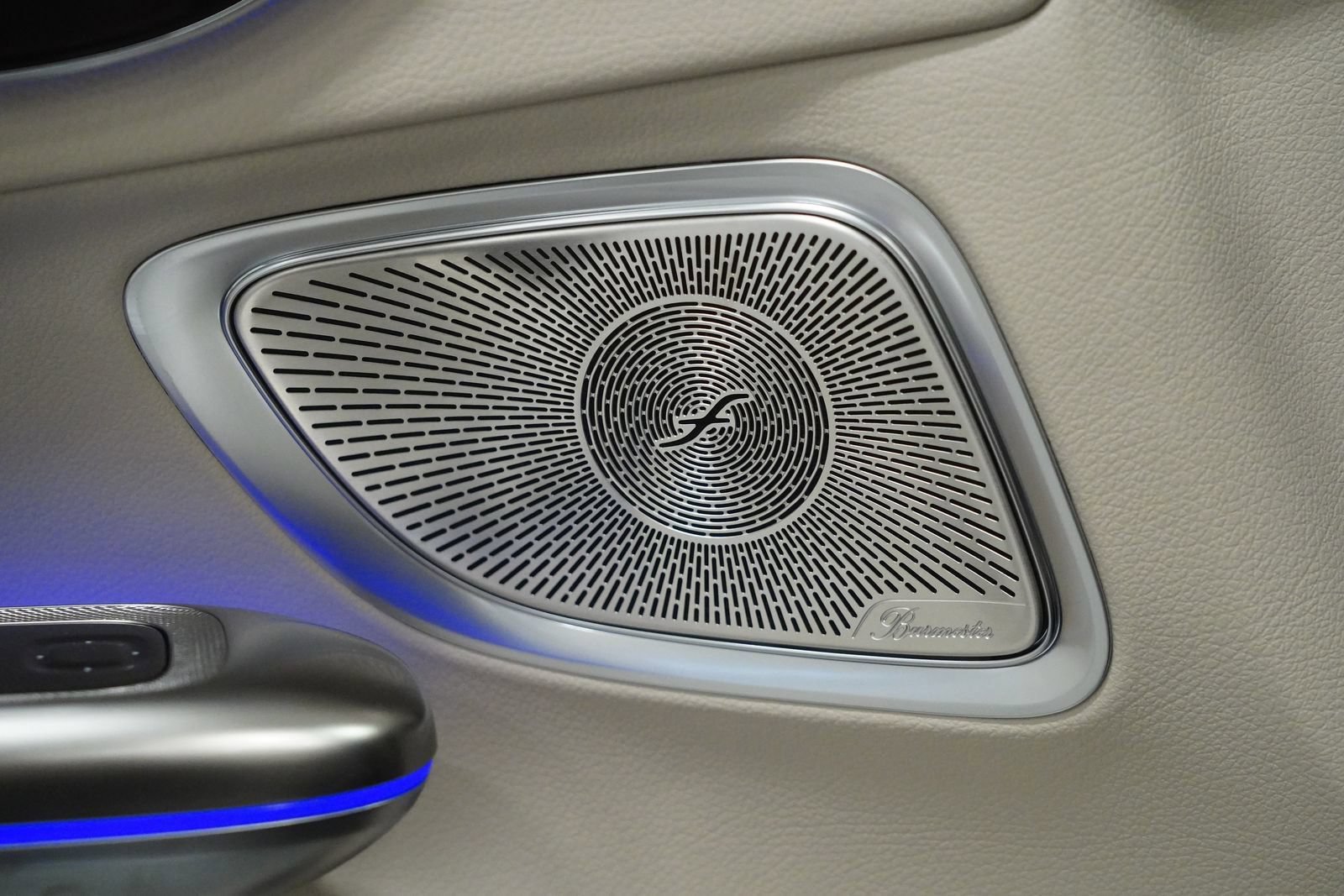 New 2026 Mercedes-Benz CLE 300 4MATIC Cabriolet image 32