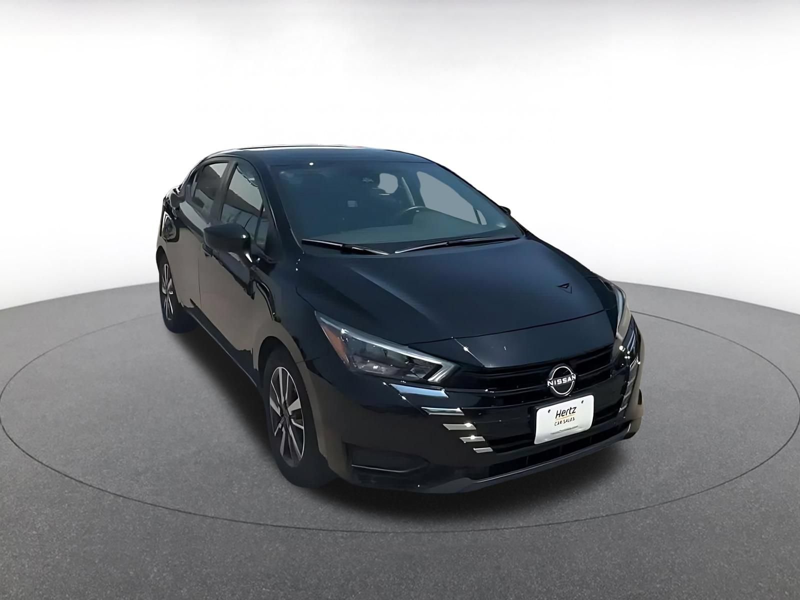 Used 2025 Nissan Versa SV FWD image 3