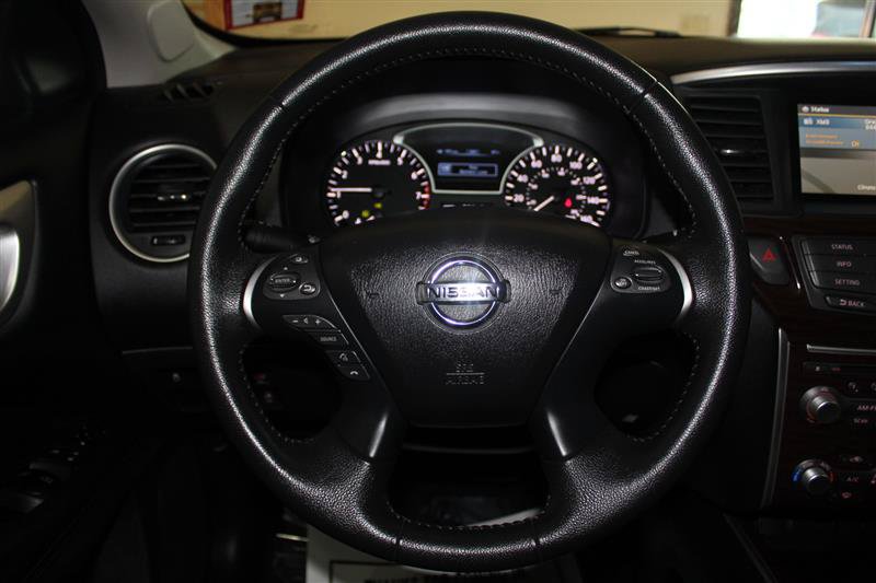 Used 2013 Nissan Pathfinder SL w/ SL Premium Pkg AWD/4WD image 15