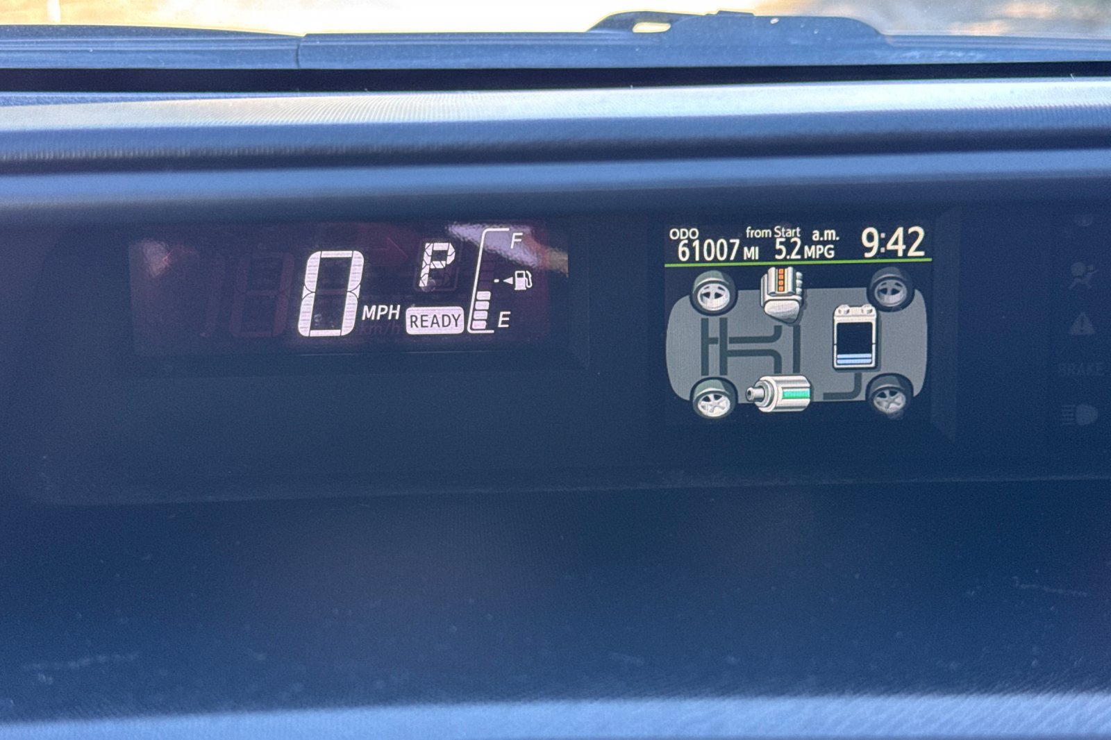 Used 2017 Toyota Prius C One FWD image 23