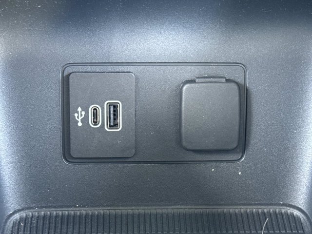 New 2026 Ford Explorer Active w/ Active Comfort Package RWD image 23