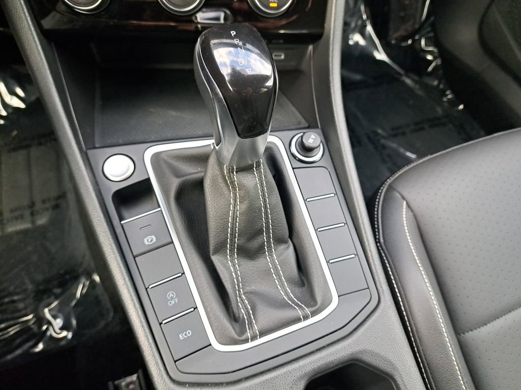 Used 2024 Volkswagen Jetta SE image 24