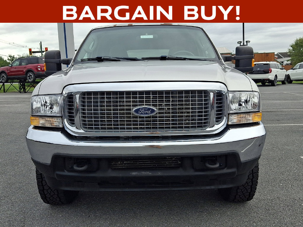 Used 2004 Ford Excursion XLT AWD/4WD image 2