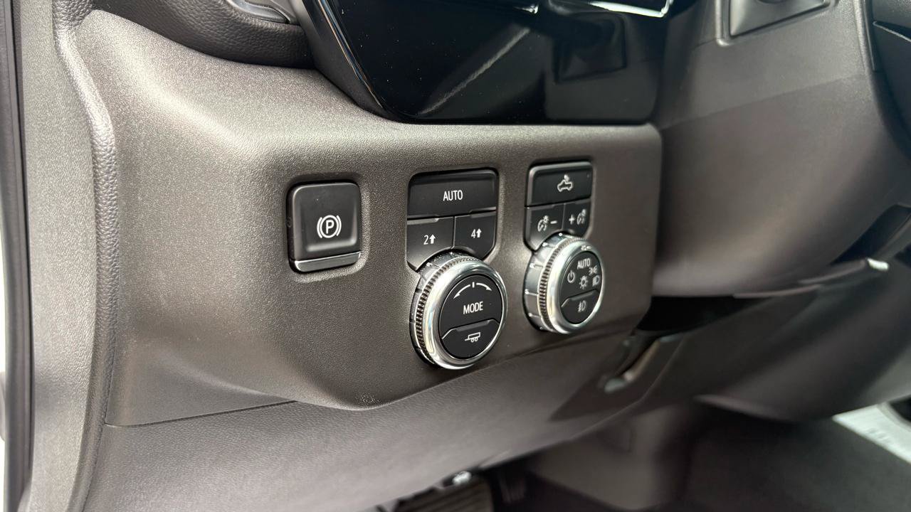 Used 2025 GMC Sierra 1500 Elevation AWD/4WD image 19