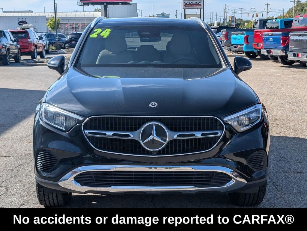 Used 2024 Mercedes-Benz GLC 300 4MATIC image 2