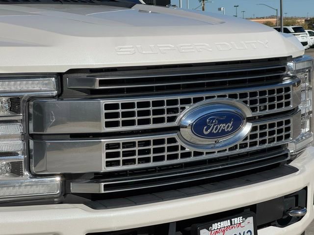 Used 2019 Ford F250 Platinum w/ Platinum Ultimate Package image 11