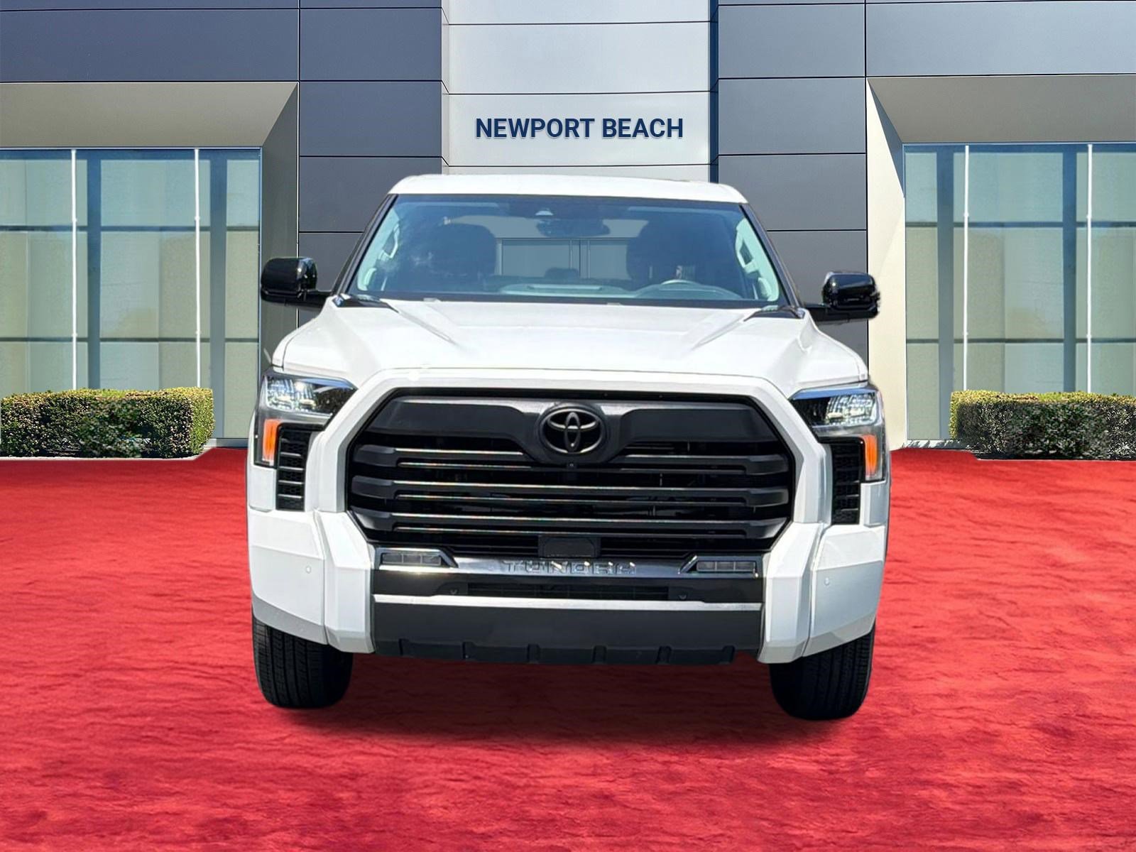 Used 2024 Toyota Tundra Limited AWD/4WD image 6