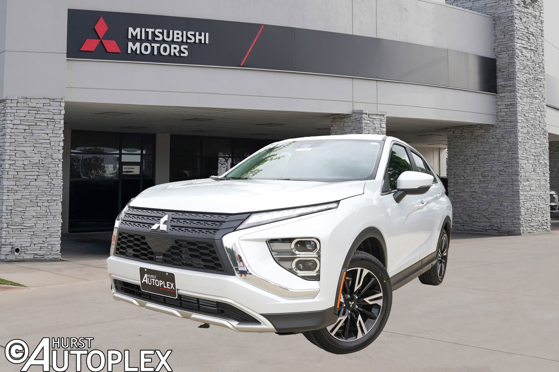 New 2026 Mitsubishi Eclipse Cross SE AWD/4WD image 1