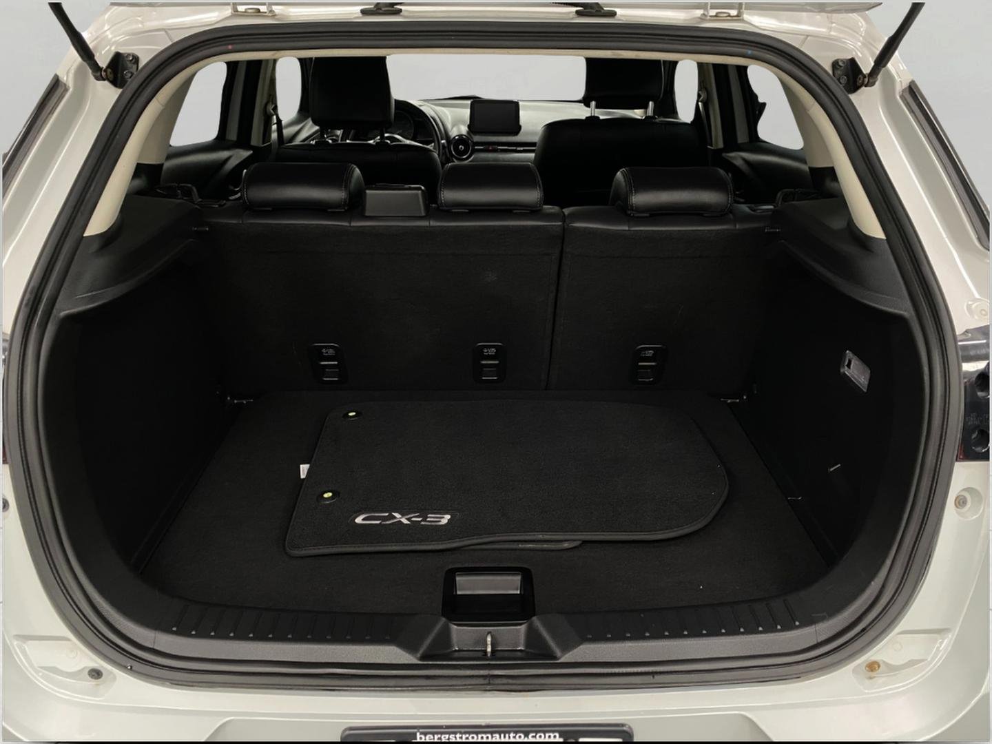 Used 2019 MAZDA CX-3 Touring image 7