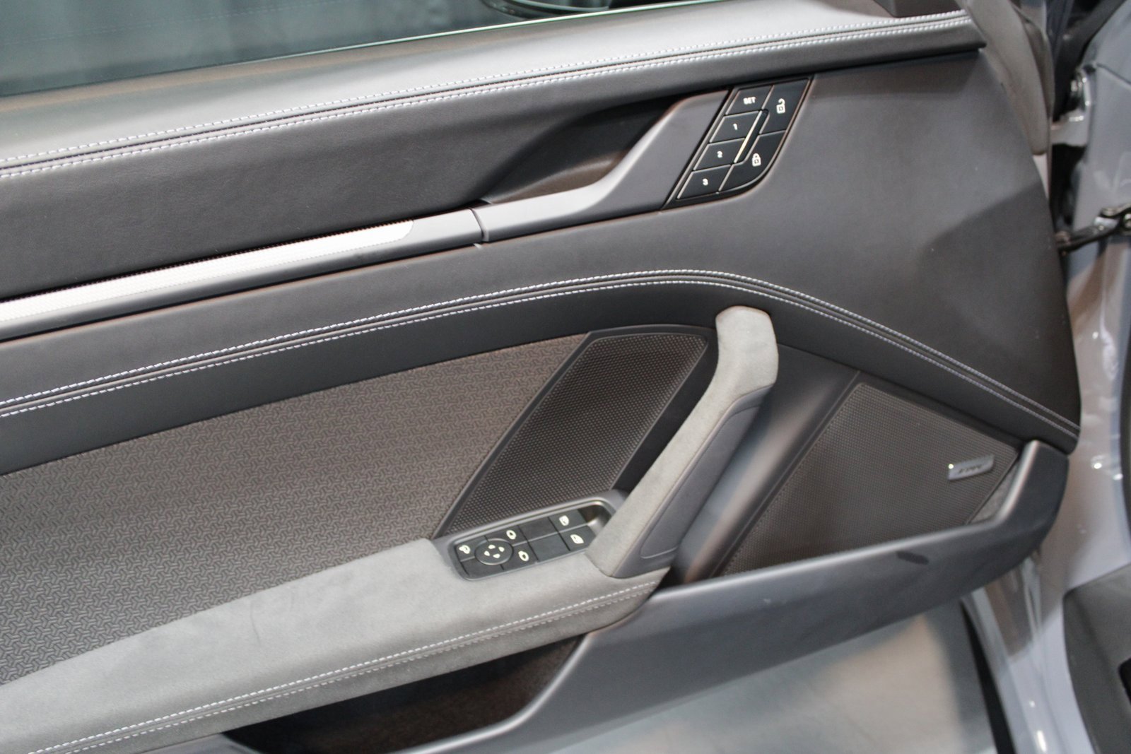 New 2025 Porsche 911 Carrera 4 GTS image 20