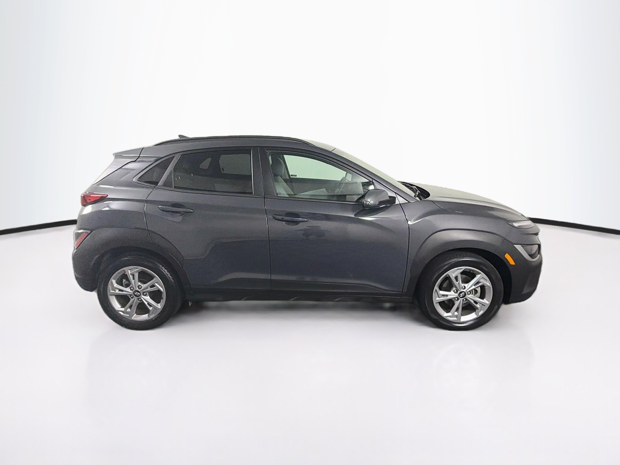Used 2023 Hyundai Kona SEL FWD image 10