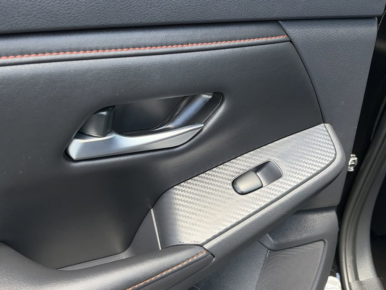 Certified 2025 Nissan Sentra SR w/ SR Premium Package FWD image 26