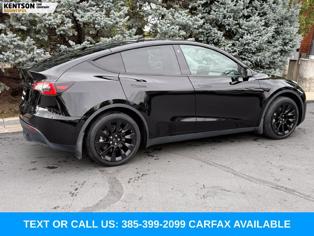Used 2022 Tesla Model Y Long Range AWD/4WD image 9