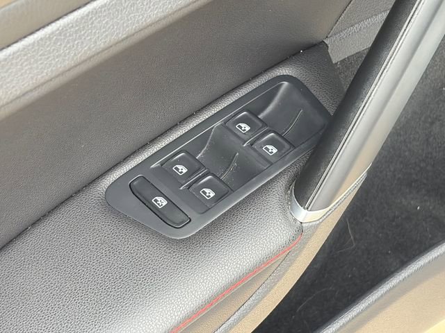 Used 2019 Volkswagen GTI Autobahn FWD image 15